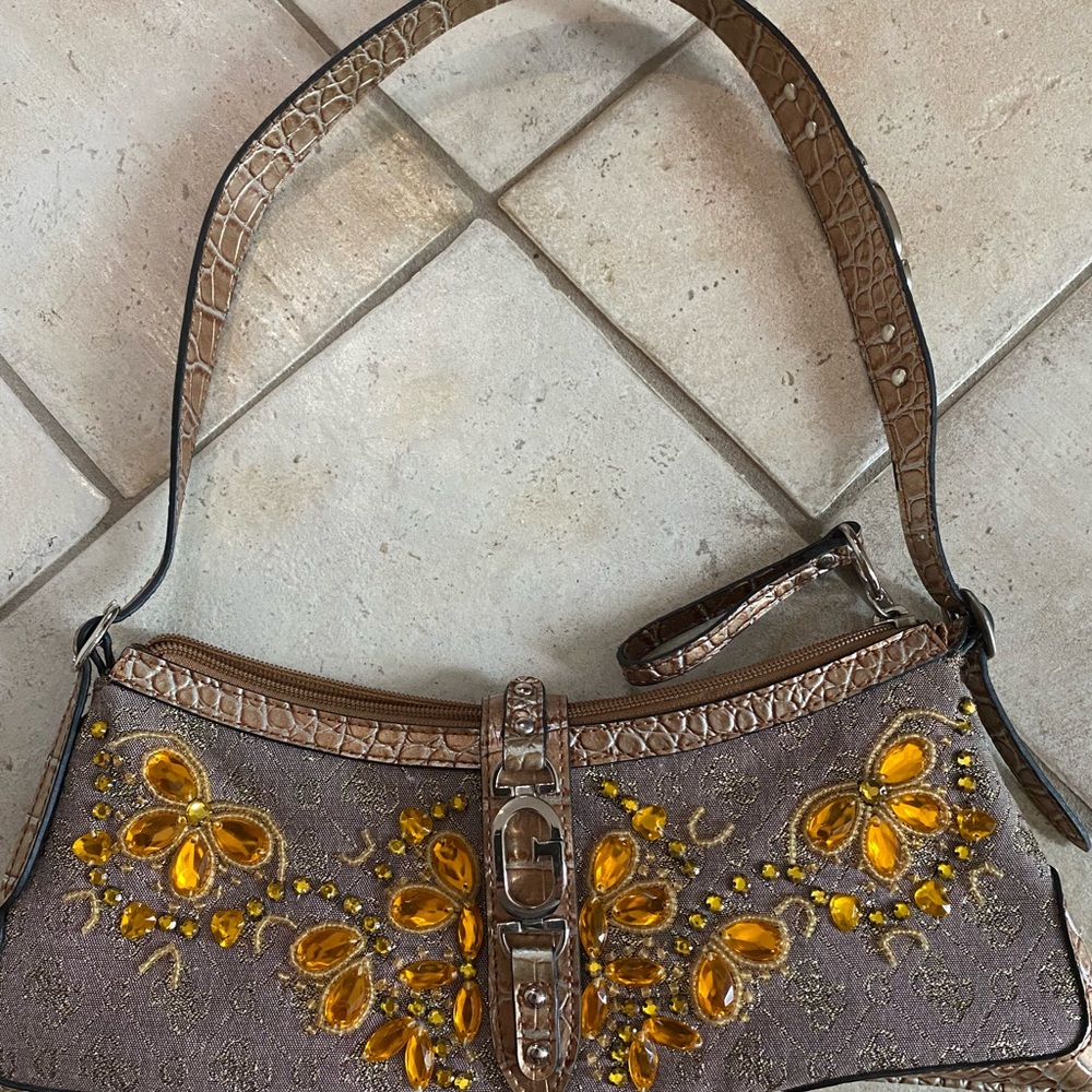 Purse - Picture 2 of 2